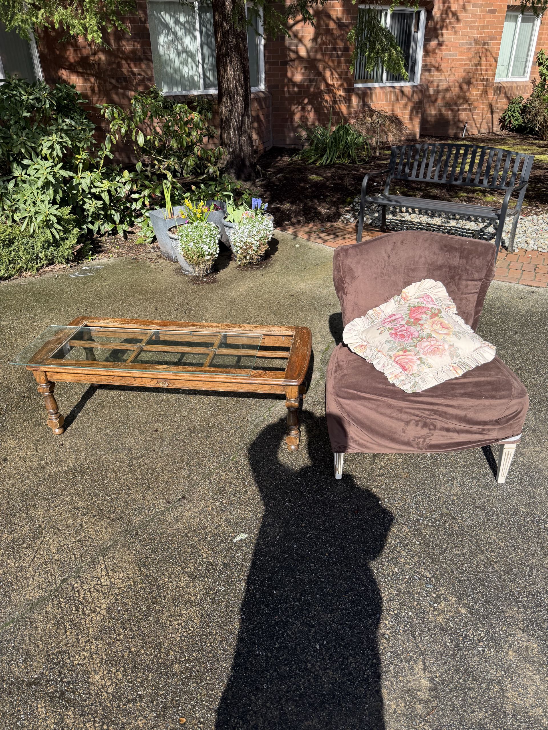furniture removal Tacoma outdoor table and chair removal